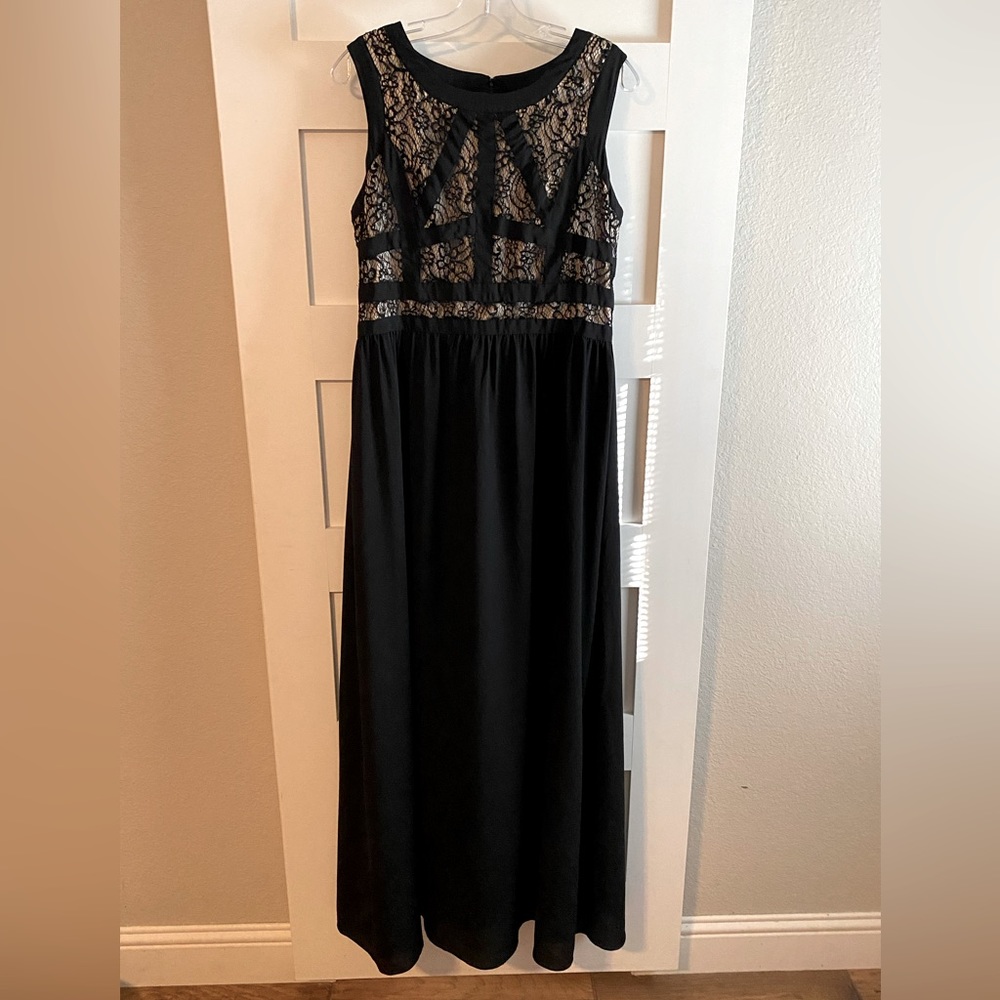 Gianni Bini Evening Gown - Black and Nude - size 12